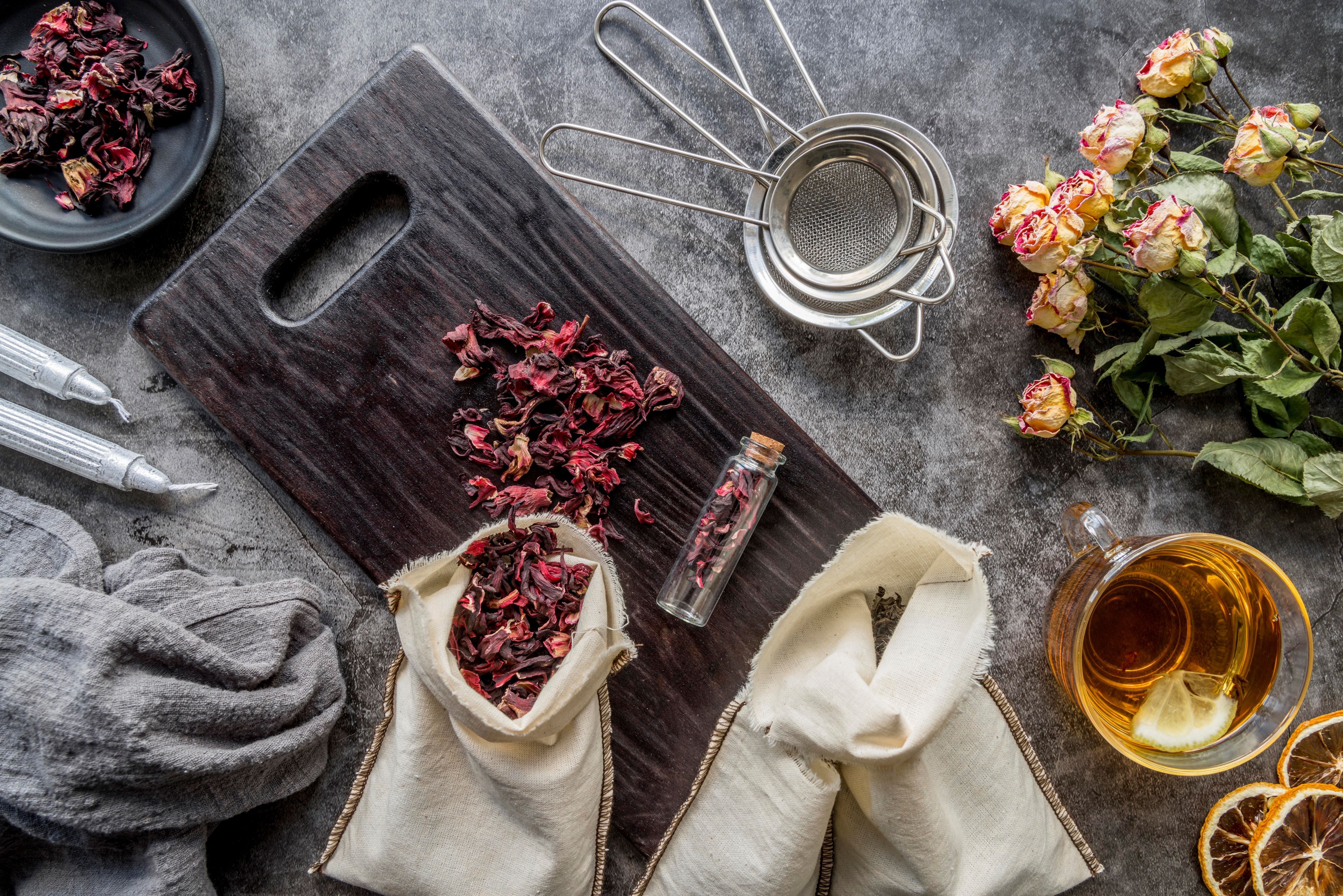 Perfume and Cuisine: Exploring Fragrant Ingredients Shared by Food and Fragrance